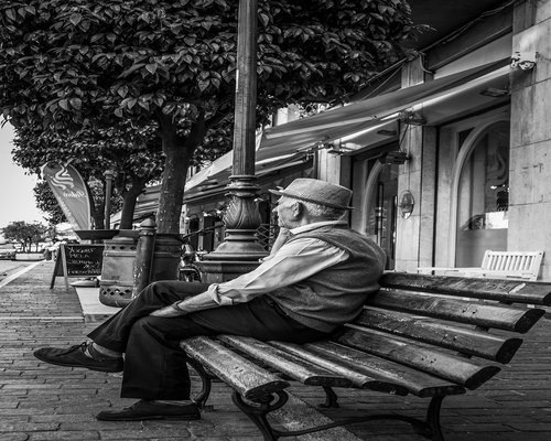Relaxed man enjoying an outdoor environment